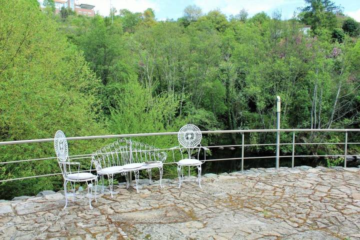 Casa rural para 3 personas, con terraza y jardín en Bragança - 2