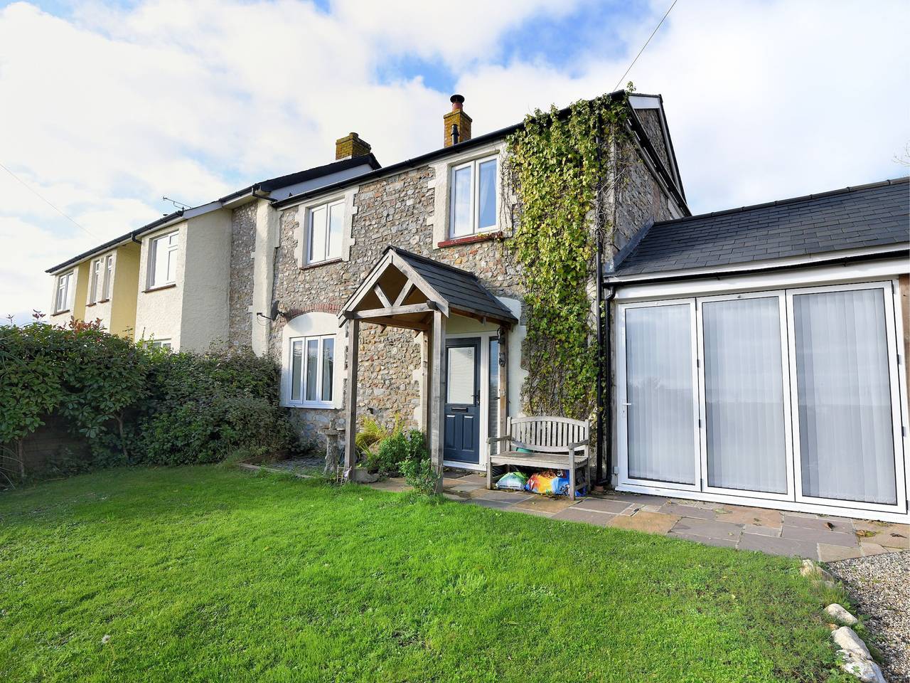 Cumberland Cottage in Lyme Regis, Dorset