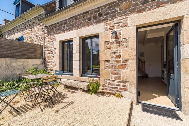 Maison d’hôte pour 4 personnes, avec jardin ainsi que terrasse et vue dans Loguivy de la Mer - 4