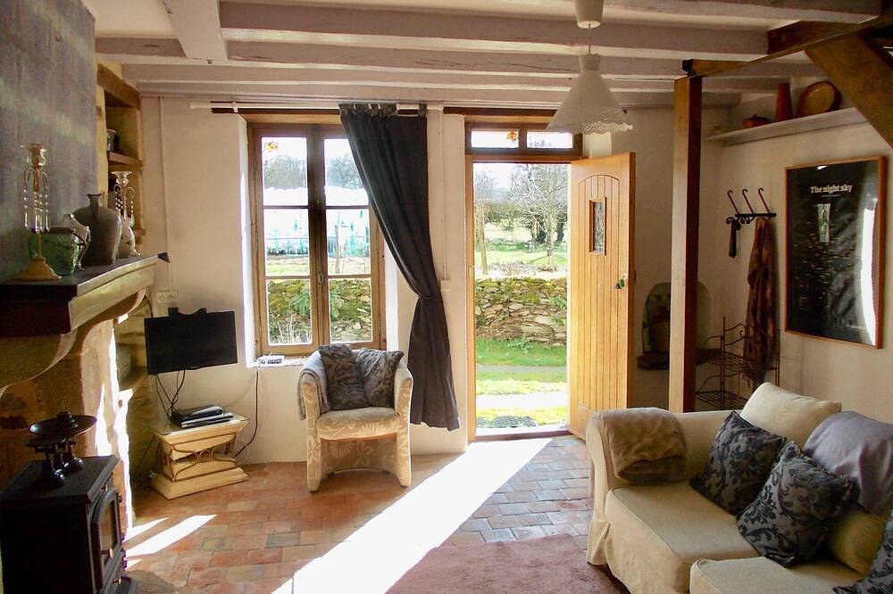 Stargazer est un chalet typique des travailleurs agricoles de Berrichone. in Pérassay, Région de La Châtre