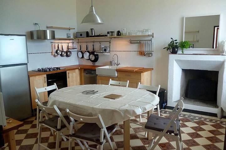 Location de vacances pour 6 personnes, avec balcon et jardin à Ventiseri