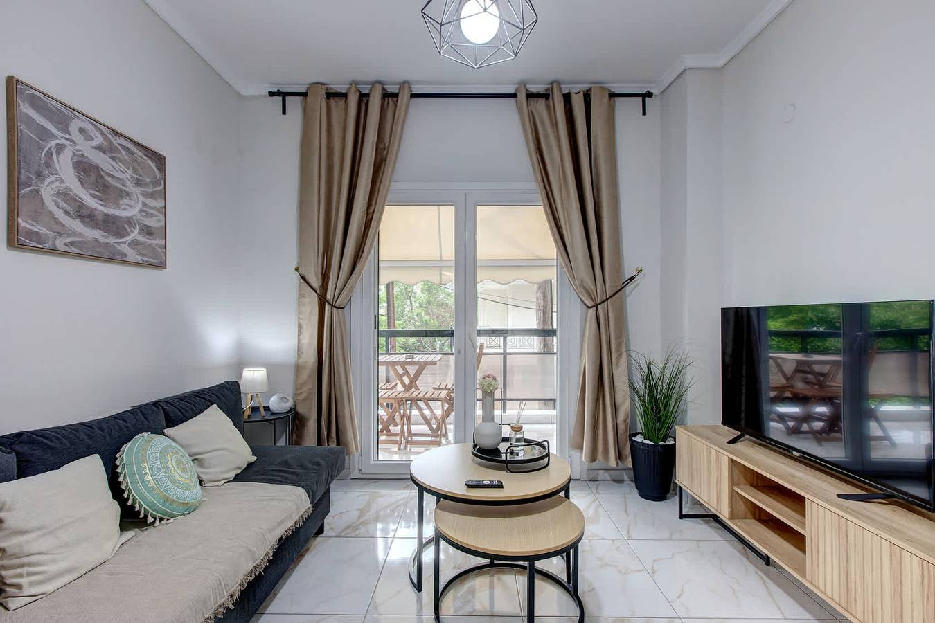 Apartamento entero, Fresh 1 Bd Apartment with Balcony in Thessaloniki in Región de Thessaloniki