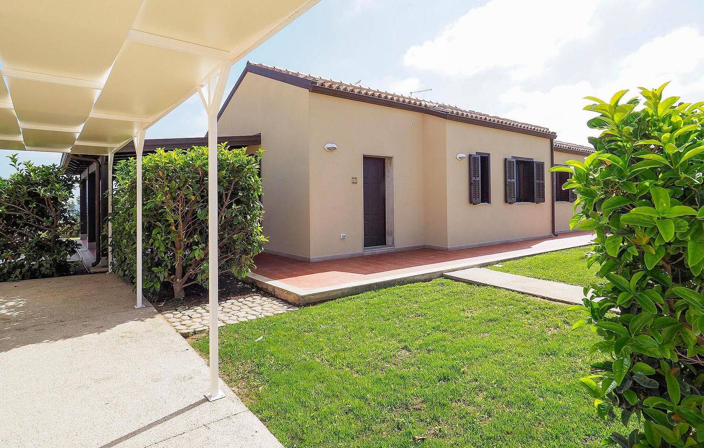 Appartement avec vue sur la mer, garage, parking et terrasse in Marina di Modica, Modica