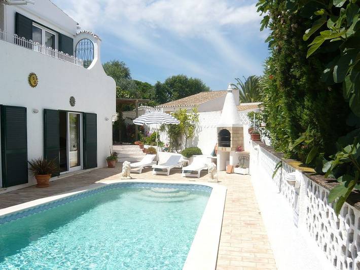 Casa de vacaciones para 6 personas, con Balcón además de Terraza y Jardín en Luz