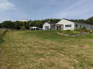 Location de vacances pour 6 personnes, avec vue et jardin à Oranmore