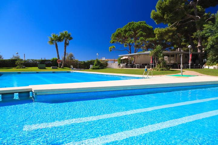 Apartamento entero, Playamero Family Complex in Cala dels Capellans (Salou), Salou