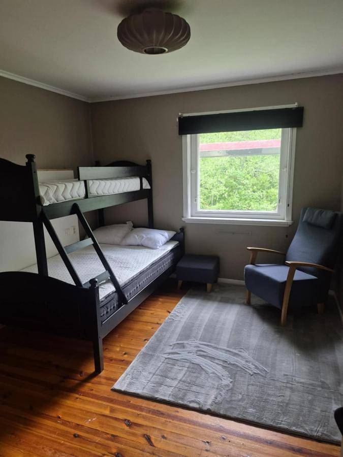 Ferienwohnung für 6 Personen, mit Ausblick und Balkon sowie Garten in Odda - 3