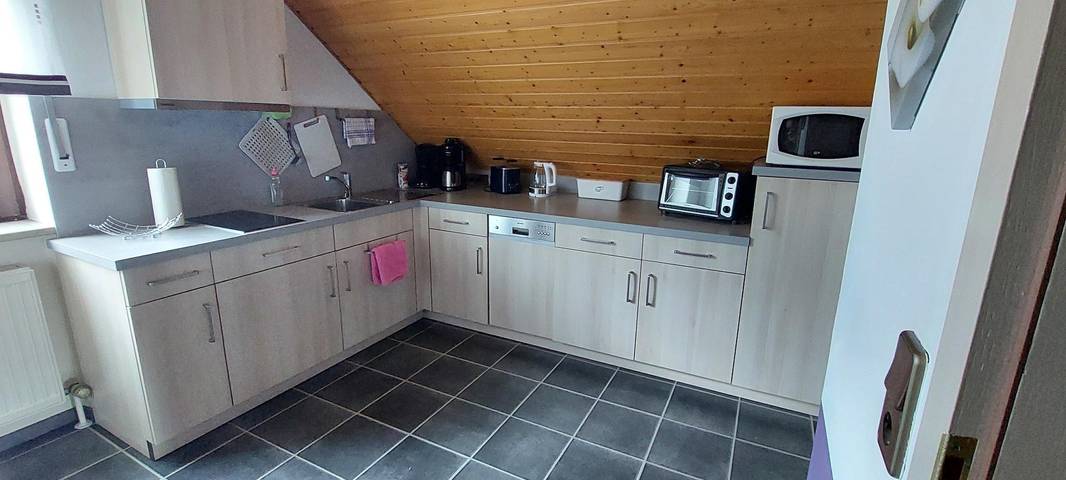 Ganze Wohnung, Ferienwohnung Pia - Ferienwohnung mit Balkon in Seenähe in Muhr am See, Fränkisches Seenland