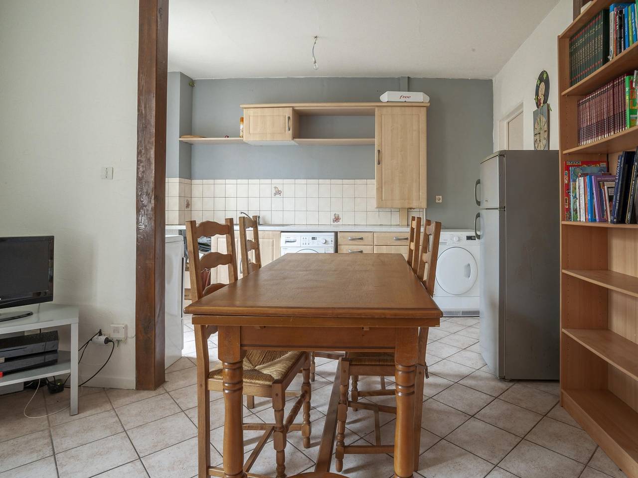Apartamento entero, Cómodo apartamento en Belfort con terraza in Belfort, Territorio de Belfort