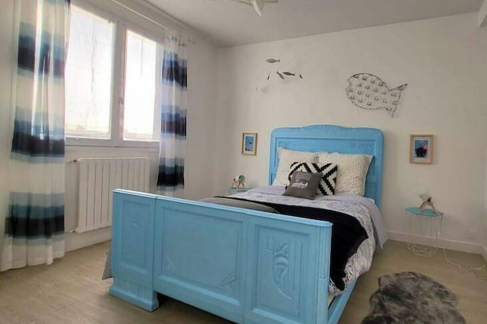 Charming house with garden Brest, 1000m from the sea in Brest, Brest region