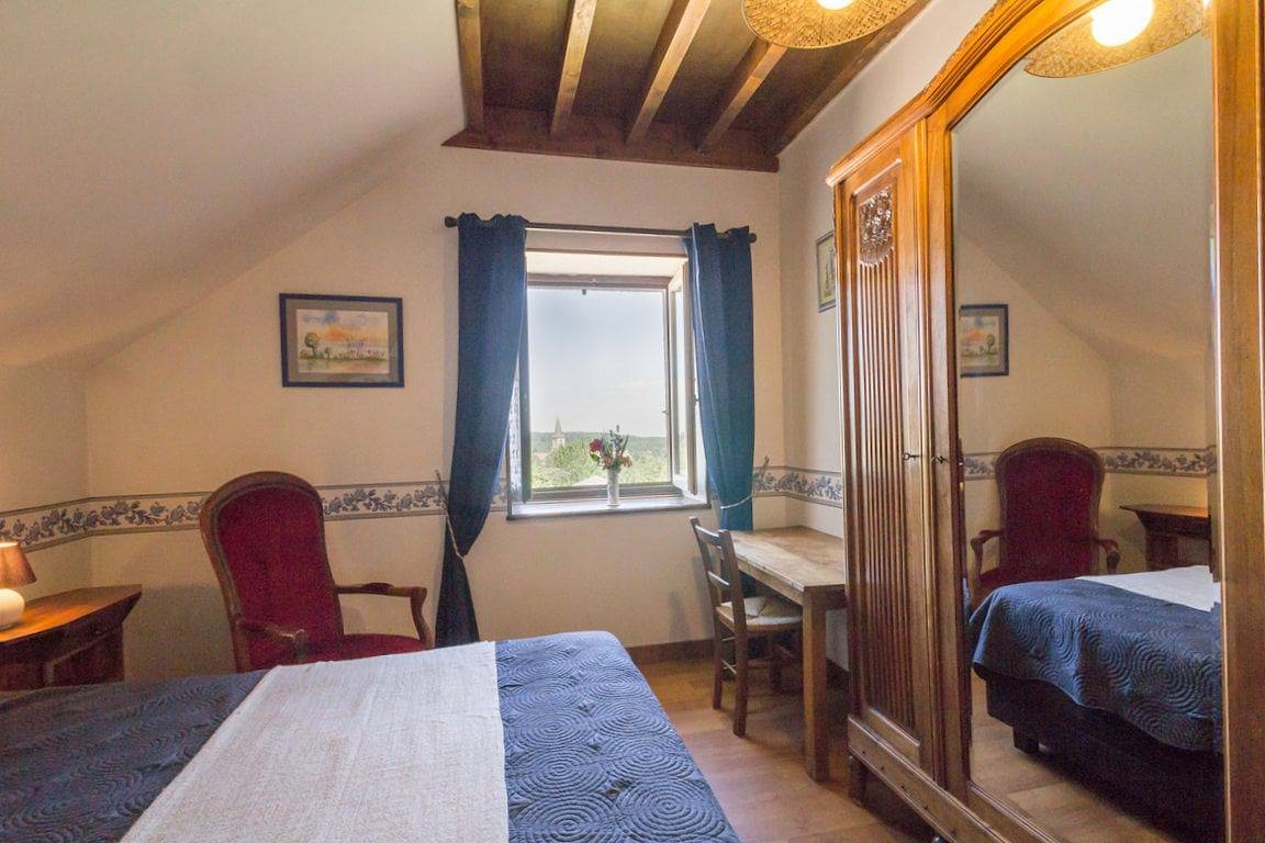 Au Logis des Hirondelles - Chambre Orchidée in Molphey, Région de Montbard