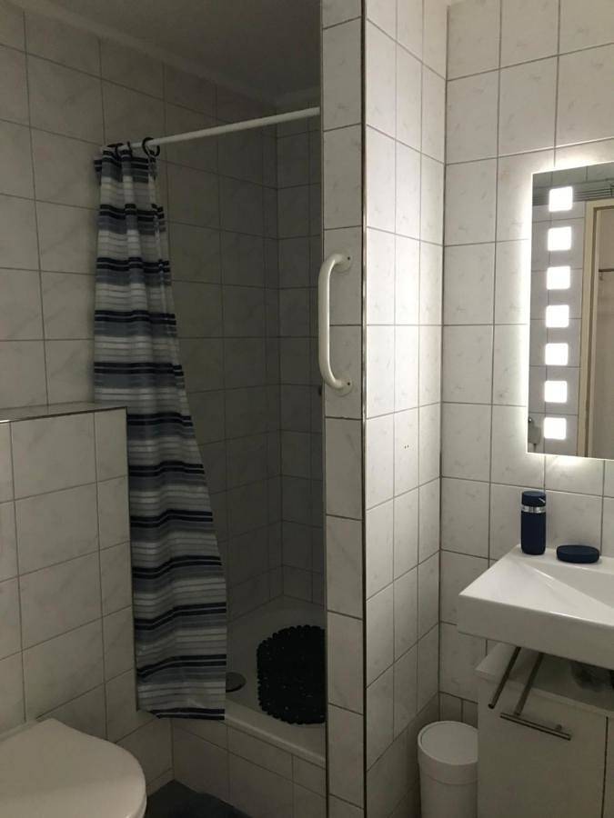 Ganze Wohnung, Klein App in Alt - Tegel in Tegel Berlin, Berlin