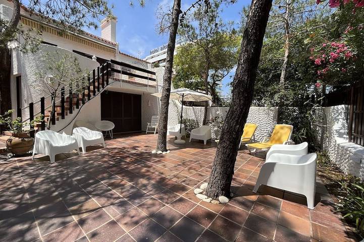 Villa für 12 Personen, mit Whirlpool und Balkon - 1