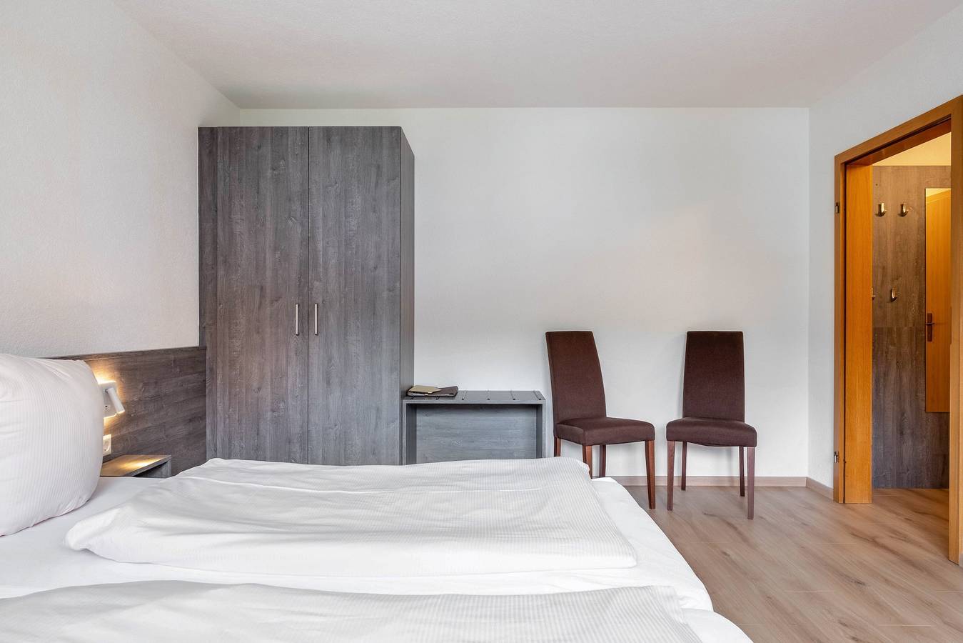 Zimmer 'Am Schluchtensteig' mit Gemeinschaftsgarten und Wi-Fi in Lenzkirch, Südschwarzwald