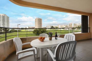 Apartamento De Férias para 6 Pessoas em Praia da Rocha, Portimão, Foto 3