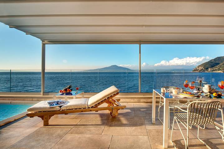 Location de vacances pour 20 personnes, avec jardin ainsi que jacuzzi et balcon à Vico Equense - 2