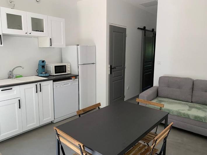 Location de vacances pour 4 personnes, avec jardin ainsi que piscine et vue à Tulette - 2