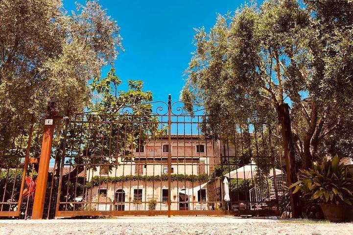 Casa vacanza per 6 persone, con piscina e giardino in Volta Mantovana