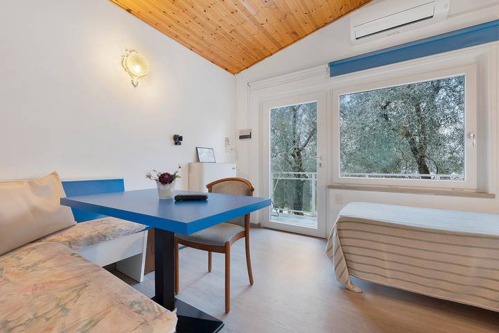 Appartamento per 4 persone, con giardino e vista lago, con animali domestici in Brenzone