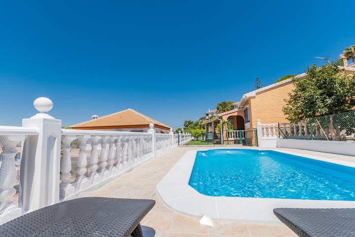 Chalet para 6 personas, con jardín y terraza en Provincia de Málaga - 4