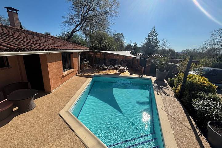 Location de vacances pour 5 personnes, avec Terrasse et Jardin à Saint-Privat-de-Champclos - 3