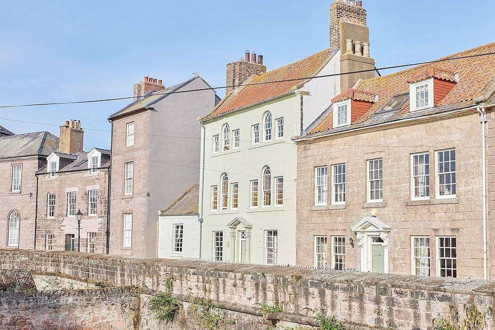 Cottage for 6 People in Berwick-upon-Tweed, Northumberland Coast