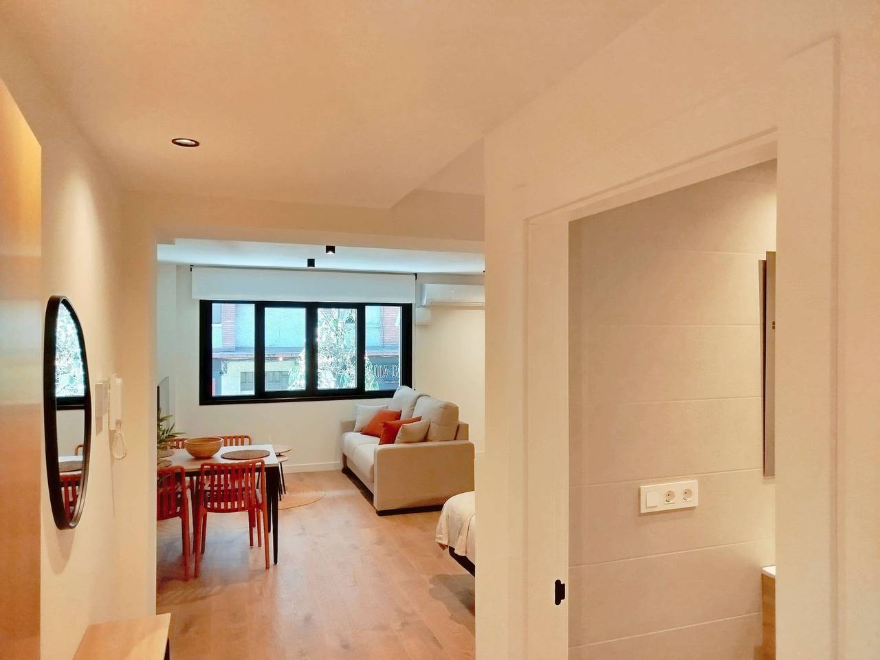 Entire apartment, Oviedo Centro Apartamentospedregal Urban Suite in Oviedo, Cordillera Cantábrica