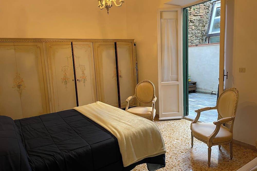 Apartamento entero, Downtown apartment with 3 bedrooms in the fabulous Bettona with Wifi in Bettona, Provincia de Perugia