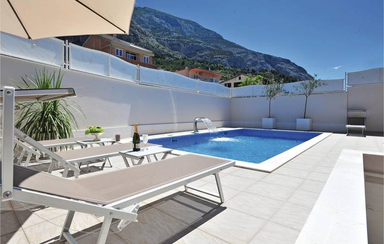 Ferienhaus für 8 Personen, mit Terrasse, mit Haustier in Makarska - 4