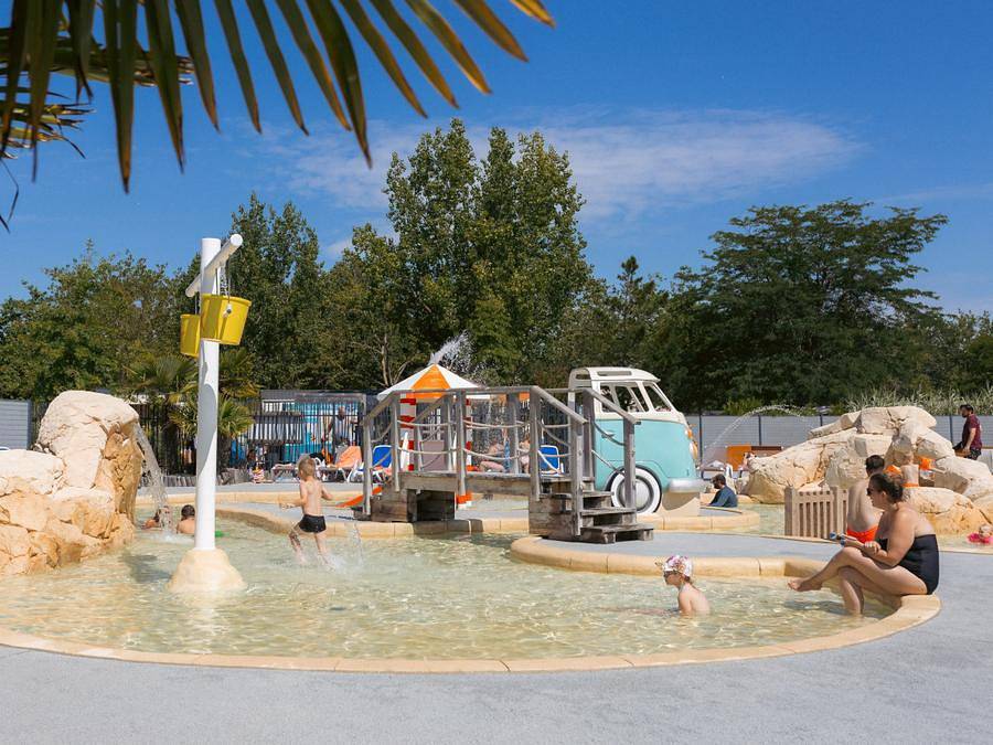 Camping pour 6 Personnes dans La Tranche-sur-Mer, Vendée