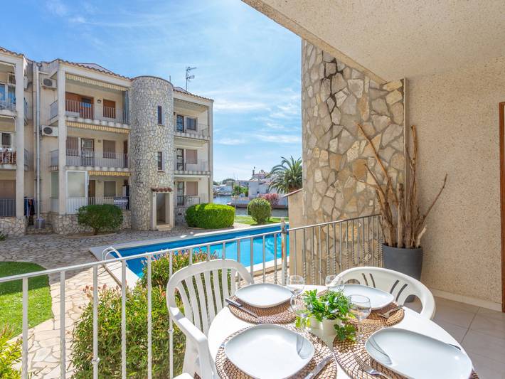 Gîte pour 4 personnes, avec jardin et balcon à Empuriabrava - 2
