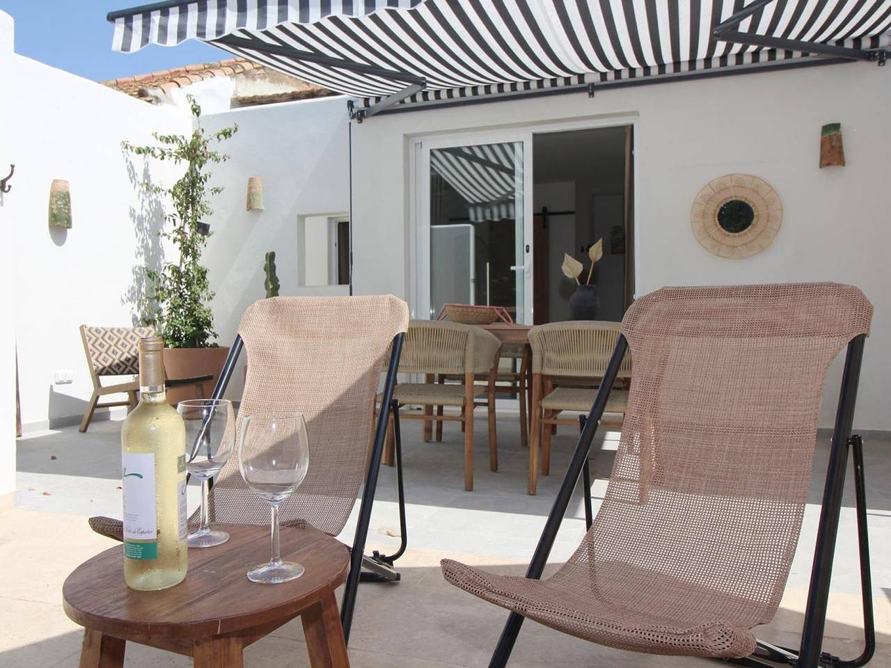 Apartamento entero, Ático en Málaga con Gran Terraza y Vistas al Mar in Playa del Palo, Málaga