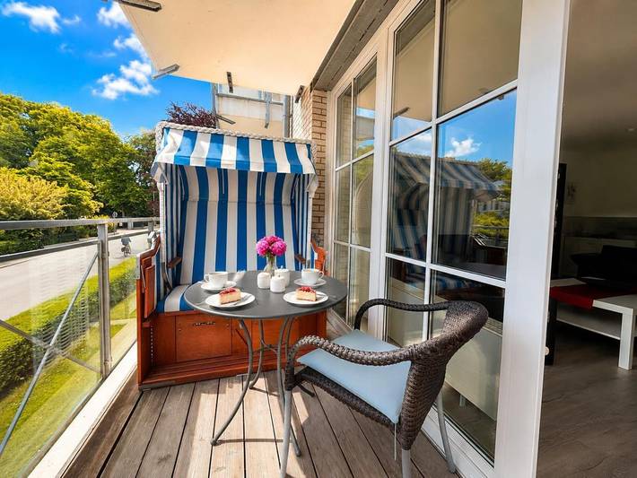 Ferienwohnung für 4 Personen, mit Meerblick und Balkon in Niendorf - 2
