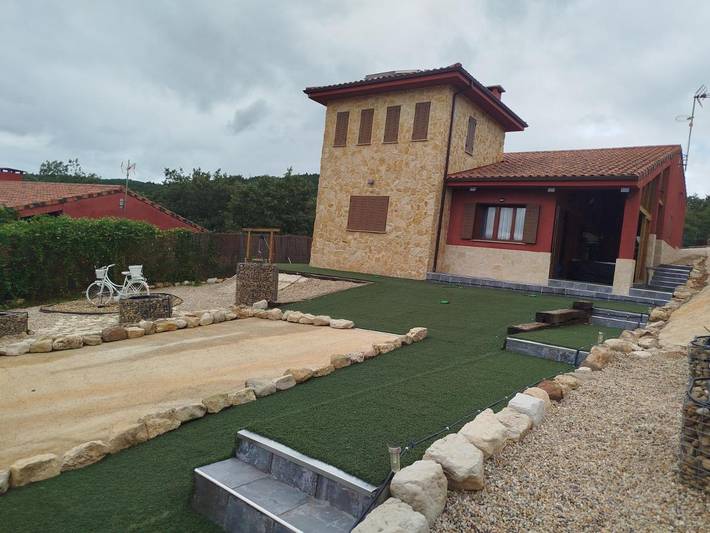 Casa de vacaciones para 8 personas, con vistas y jardín, Se admiten mascotas - 1