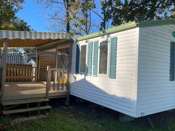 Camping pour 4 personnes, avec terrasse, animaux acceptés à Saint-Pierre-d'Oléron