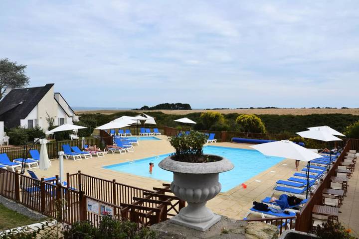 Gîte pour 5 personnes, avec piscine et terrasse à Le Palais - 4