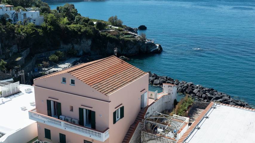 Casa vacanza per 5 persone a Ischia