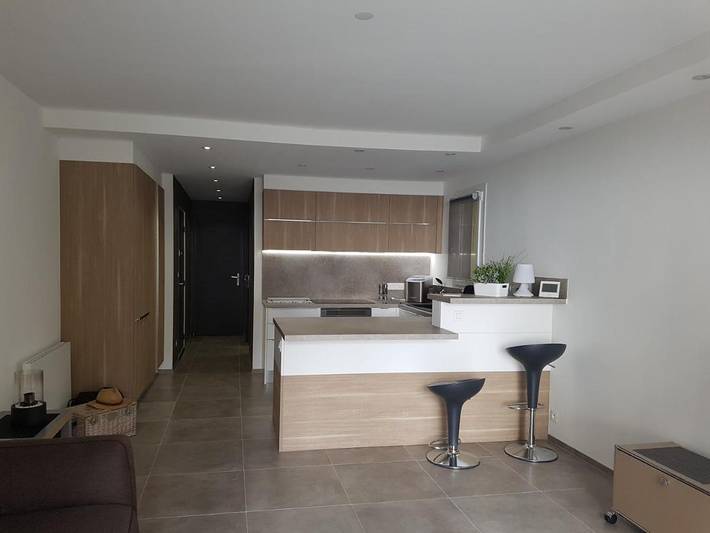 Gîte pour 2 personnes, avec jardin ainsi que terrasse et vue dans Plage Du Capelan Bandol - 3