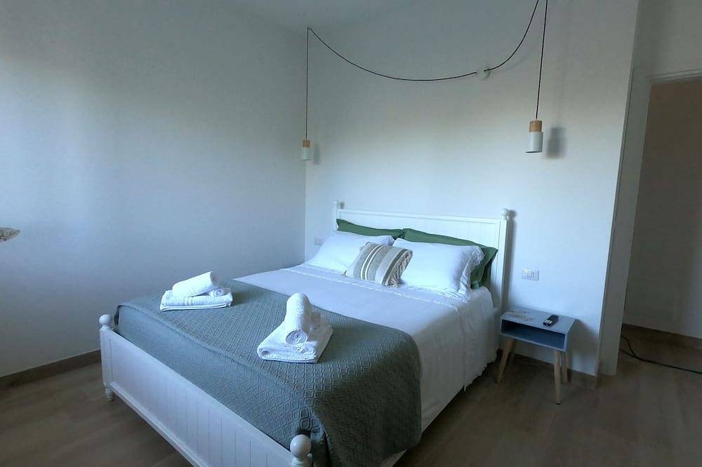 Malia Holiday Villa 5 km from Polignano a Mare in Conversano, Region de Bari
