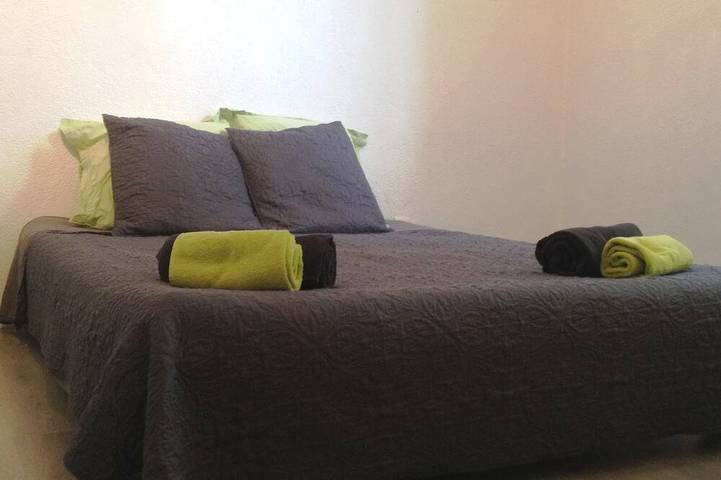 Gîte pour 2 personnes, avec jacuzzi et terrasse, animaux acceptés à Pertuis - 3