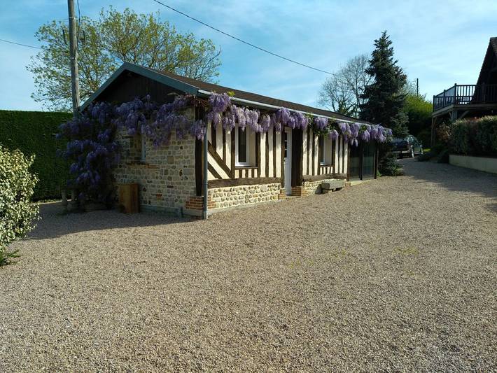 Gîte pour 2 personnes, avec terrasse, animaux acceptés