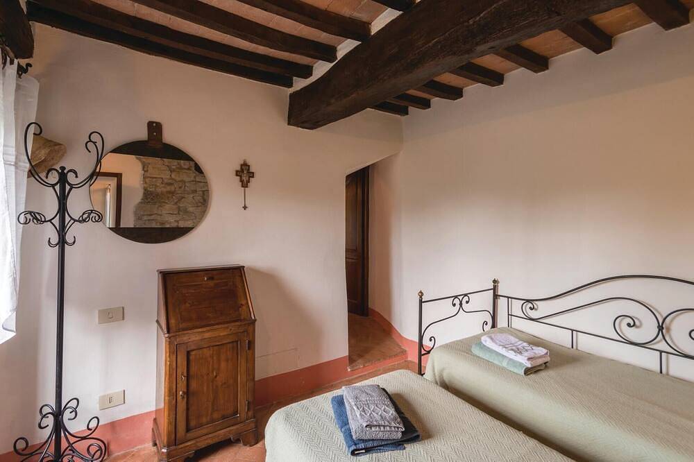 Entire apartment, Nice apartment in Todi (Pg) with Wifi in Todi, Perugia Province