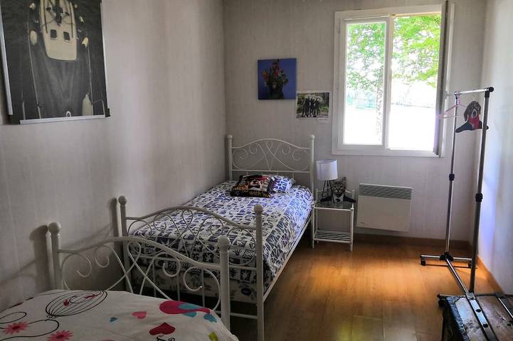 Location de vacances pour 8 personnes, avec jardin dans Lac des Settons (Montsauche-les-Settons) - 2