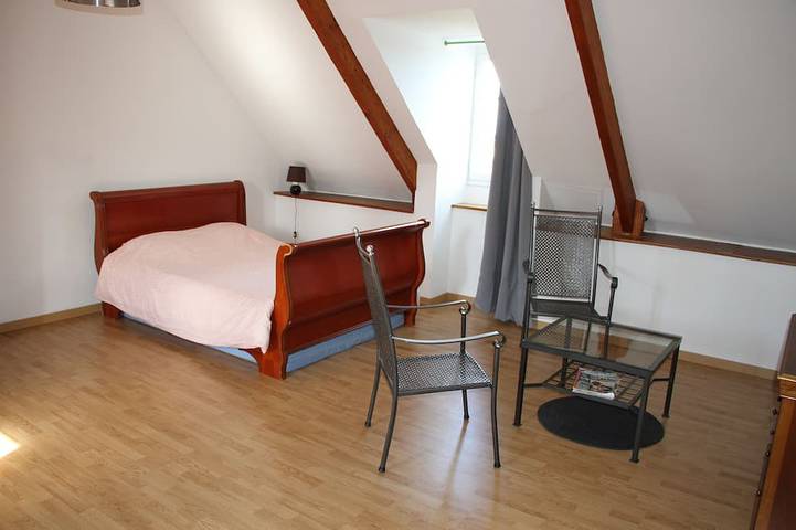 Location de vacances pour 12 personnes, avec jardin à Matignon - 3