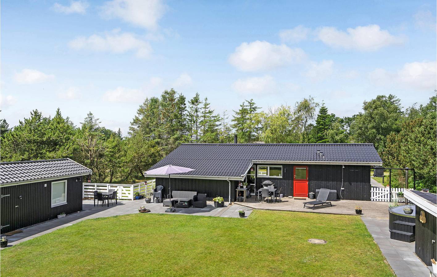 Ferienhaus für 6 Personen mit Terrasse in Stauning, Ringkøbing Fjord