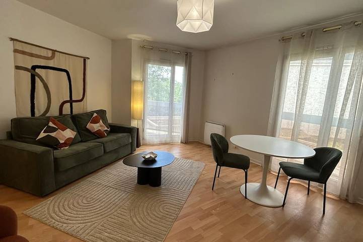 Appartement de vacances pour 2 personnes, avec balcon à Rueil-Malmaison