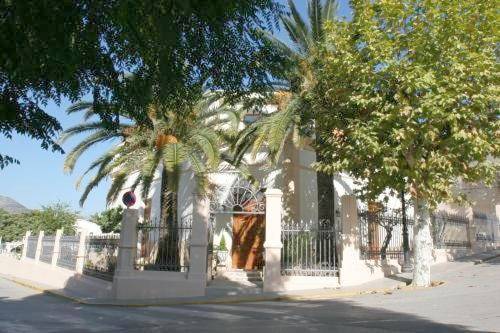 Hôtel pour 3 personnes, avec jacuzzi et jardin, animaux acceptés à Parcent - 2