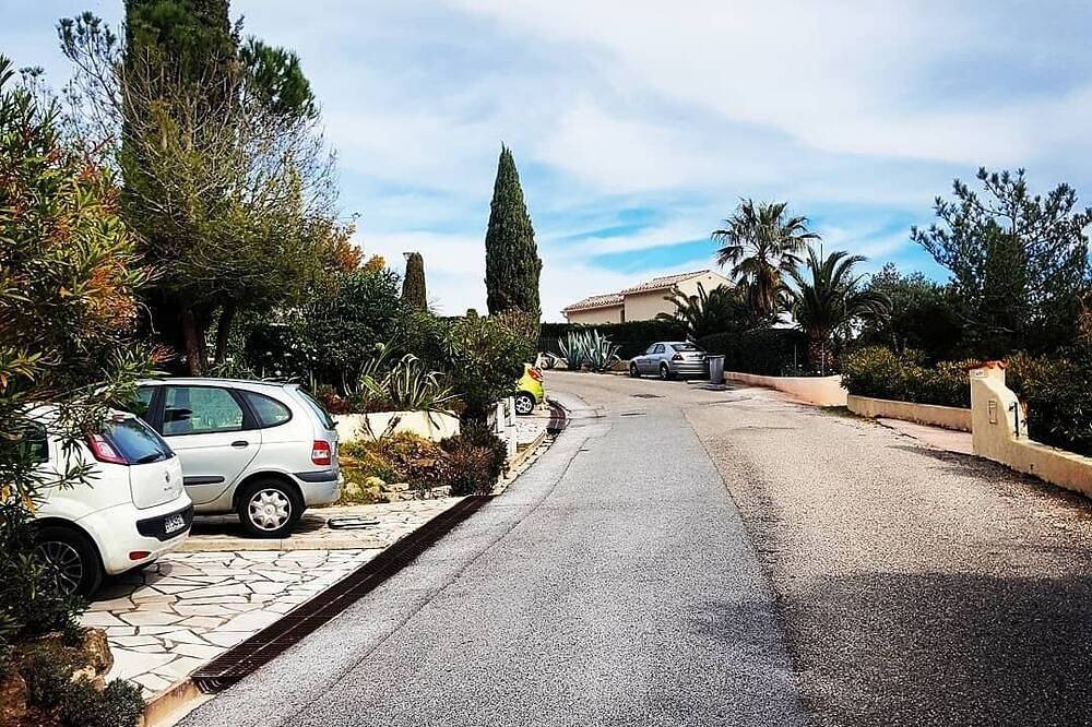 Charming house in Issambres new 2023 air conditioning in Roquebrune-sur-Argens, Draguignan region