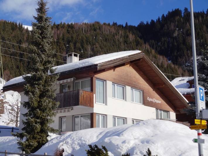 Ganze Wohnung, Tgèsa Pitgmun Aufdenblatten in Sedrun, Tujetsch