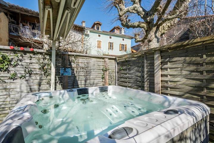 Chambre d’hôte pour 5 personnes, avec jacuzzi et jardin dans l' Ariège - 4